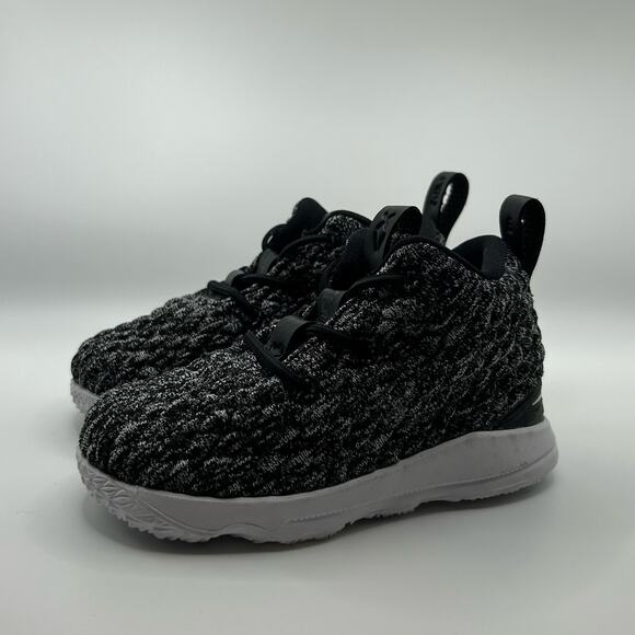 Nike Lebron 15 Toddler "Ashes", Size 6c, 922809-002 Black Gray White Hi-Top Lace - Picture 1 of 7